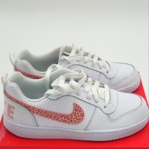 Nike Court Borough low GS